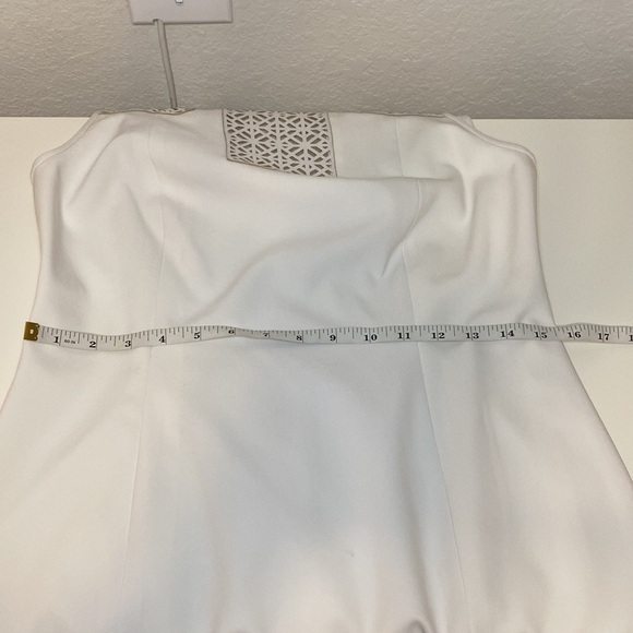 Etcetera White Sheath Dress with Leather Detail - Size 8 - Picture 14 of 16